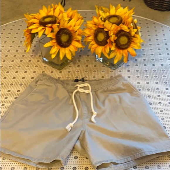 21 Men XSmall light gray shorts - Picture 3 of 3
